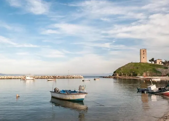 Artemis House Holiday home *