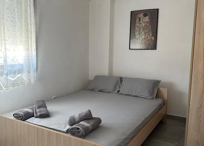 Artemis House Néa Fókaia