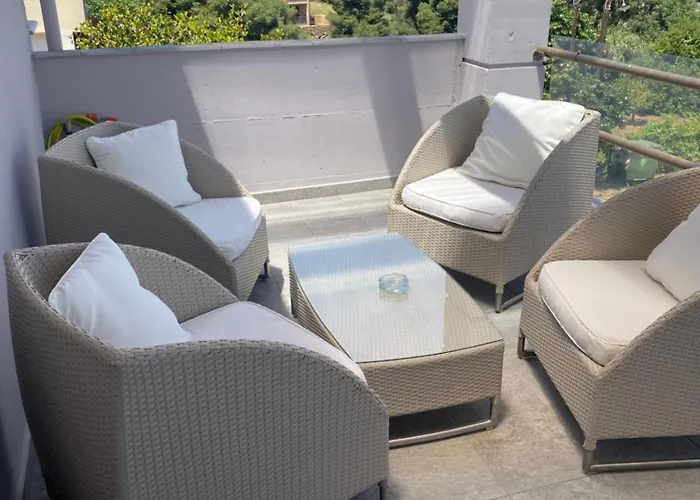 Artemis House Vakantiehuis Néa Fókaia